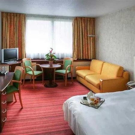 Mercure Parc Micaud - & Bar 4* Μπεζανσόν