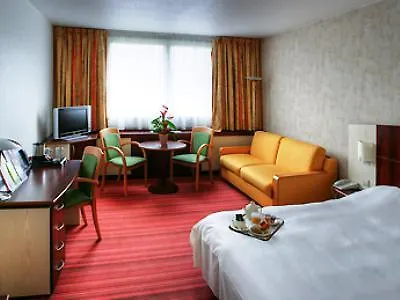 Mercure Parc Micaud - & Bar 4*