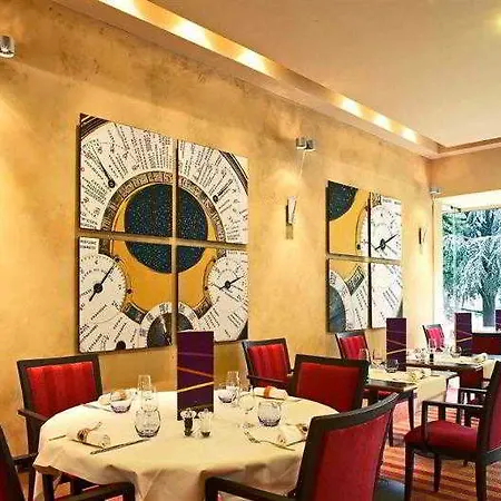 Hotel Mercure Parc Micaud 4*